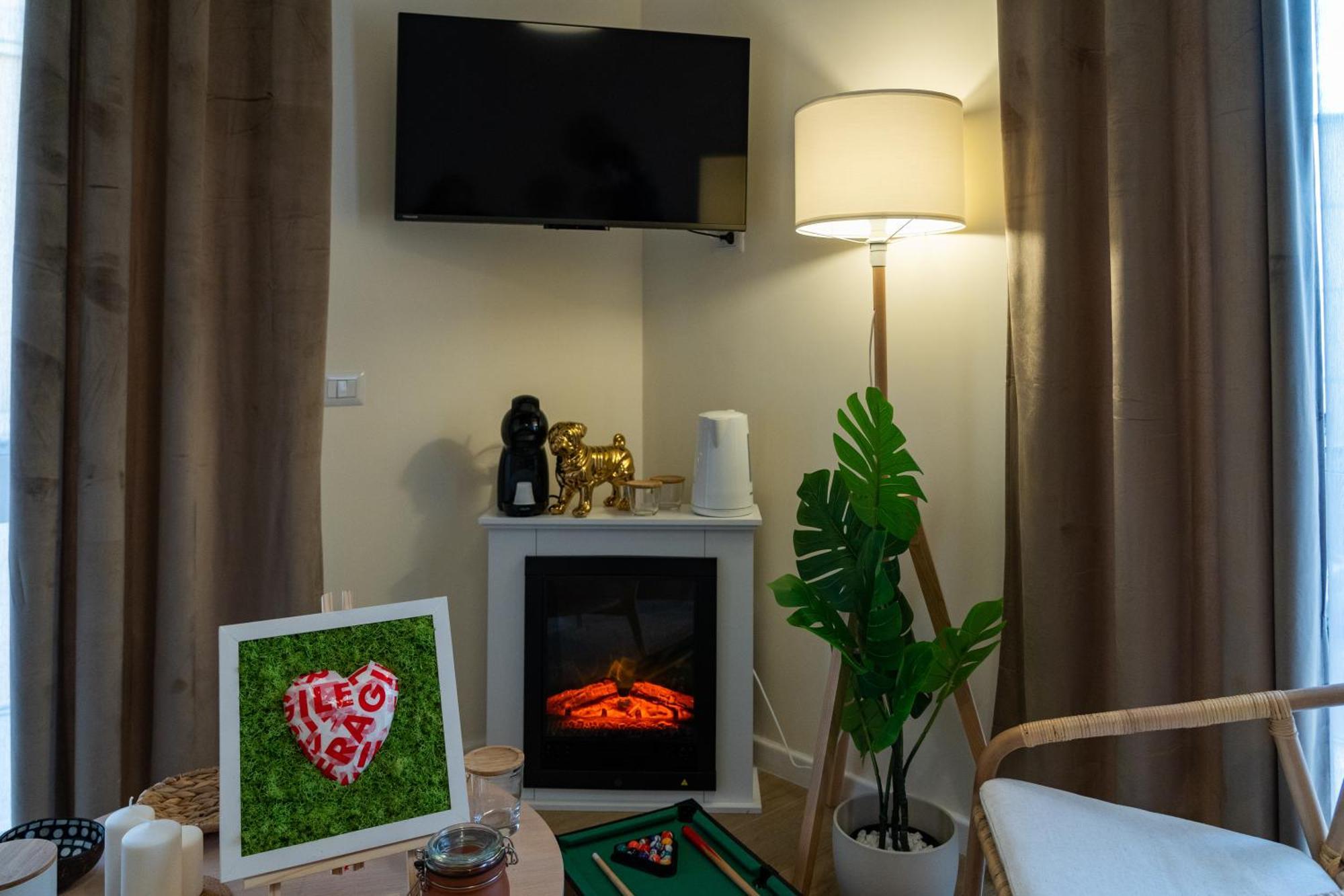 San Carlo Apartments B&B Caserta Exteriör bild